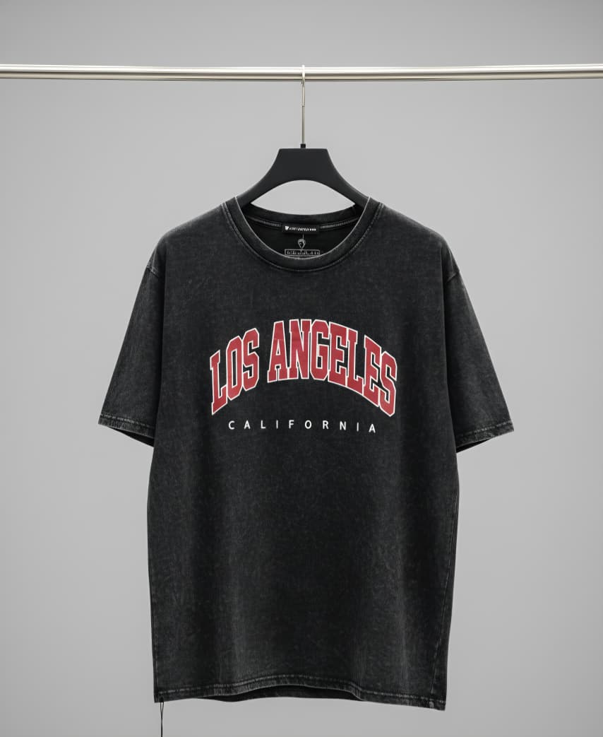 Camiseta negra de algodón lavada con estampado de "Los Angeles California".