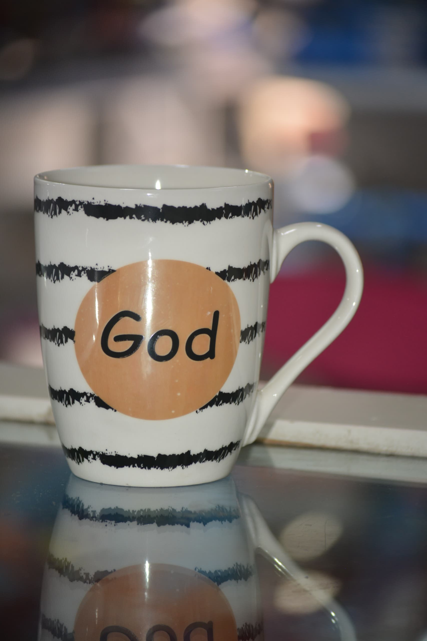 Taza de café de personalizadas de porcelana con letrero "Dios"