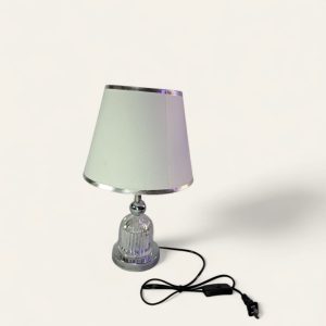 Lámpara de sobremesa con base de cristal